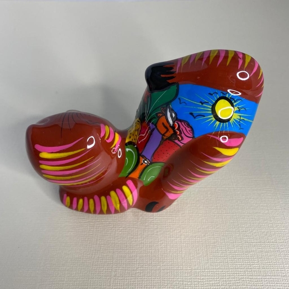 Isidoro Mix Hand Painted Sculpted Clay Cat Figurine - Picture 2 of 9